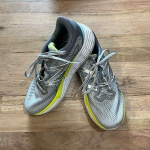 Women’s New balance running shoes